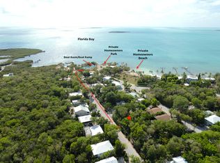 136 S Bay Harbor Dr, Key Largo, FL 33037