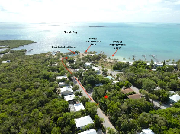 136 S Bay Harbor Dr, Key Largo, FL 33037