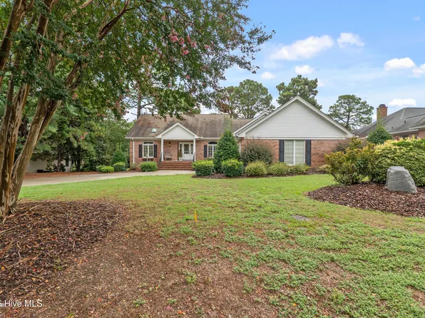 39 Paddock Lane, Southern Pines, NC 28387
