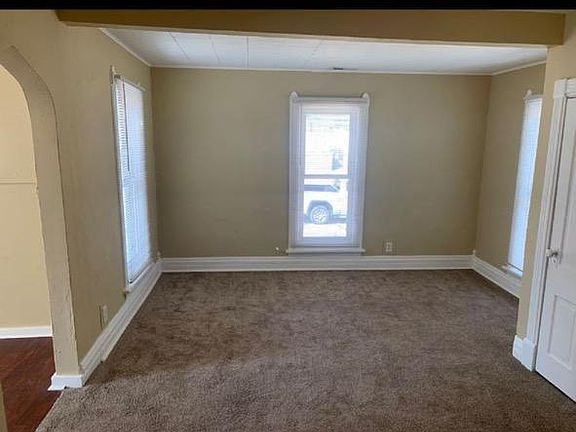 2nd image of 611 1st St