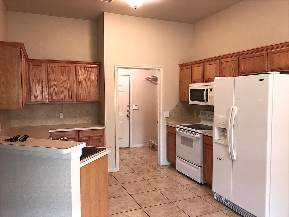 Kitchen - All Appliances Included