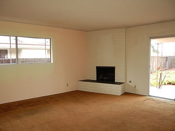 2nd image of 760 Wakefield Ct