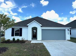 3175 Ravenwood St, Lake Charles, LA 70607