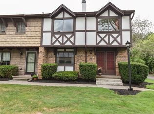 156 Camberley Pl, Penfield, NY 14526