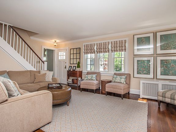 2nd image of 34 Echo Ln