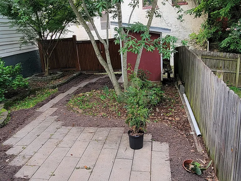 2121 E Marshall St #A — Photo 15
