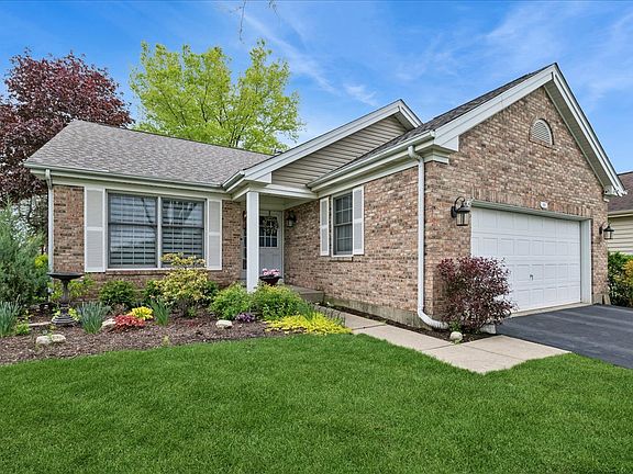 2nd image of 569 Rose Ln