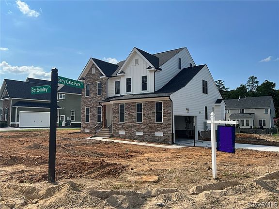2nd image of 5900 Bottomley Place Gln