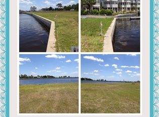 111 Walker Creek Dr, Crawfordville, FL 32327