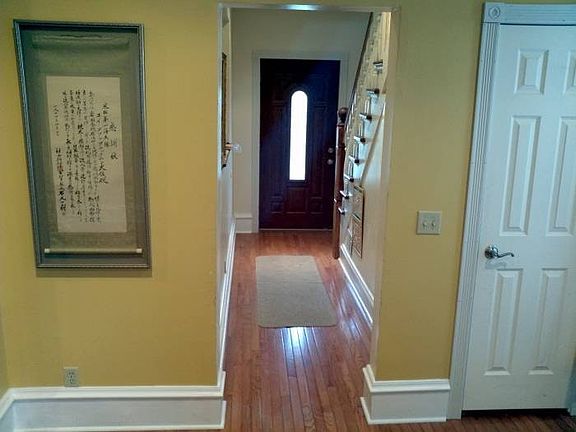 2nd image of 227 E Garfield Ave