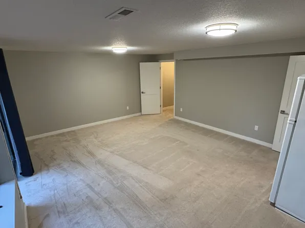 8114 172nd Ave NE #B, Redmond, WA 98052