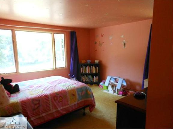 4th image of 3200 Christine Dr