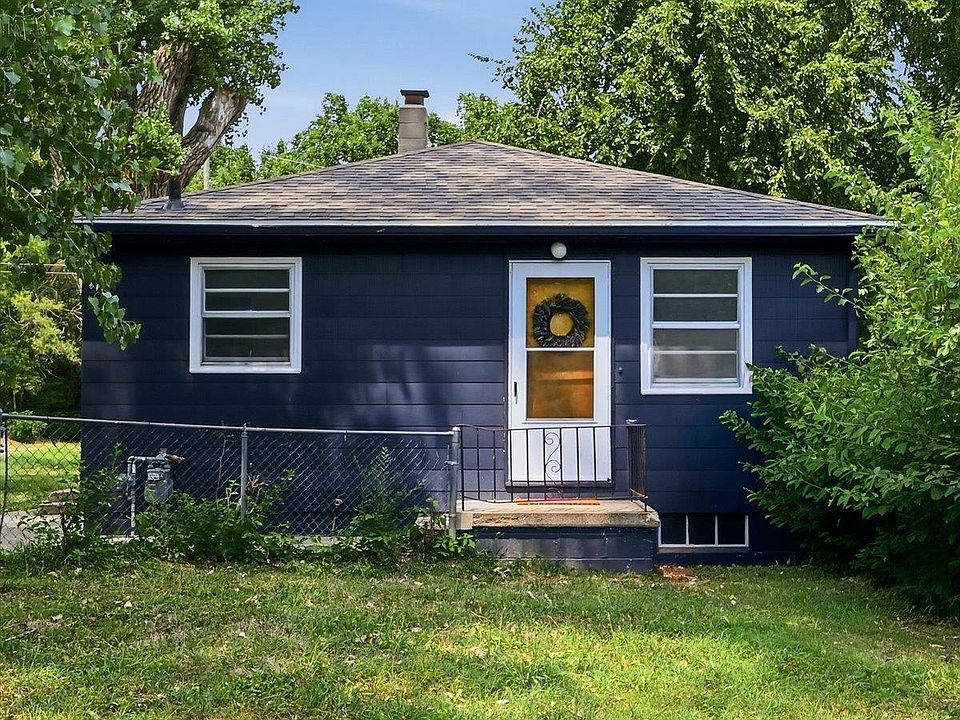 1st image of 4034 Browne St
