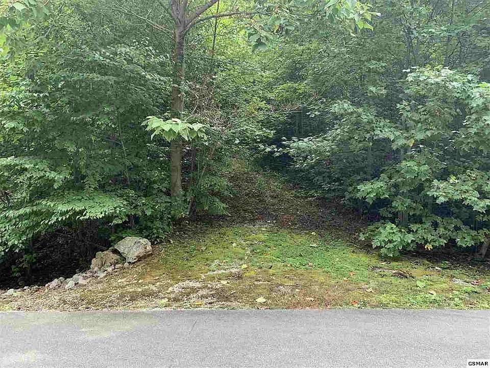 1st image of 120 Long Rifle Rd #120