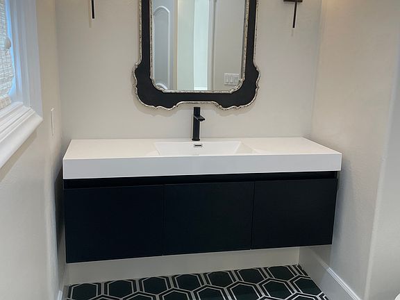 5th image of 3804 N Winford Dr