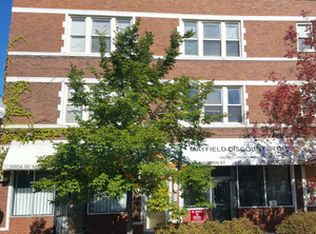 5902 W Madison St #3, Chicago, IL 60644