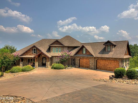2nd image of 3270 Laurel Cove Trl
