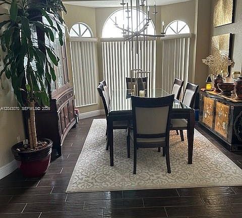 3rd image of 23381 Peachland Blvd