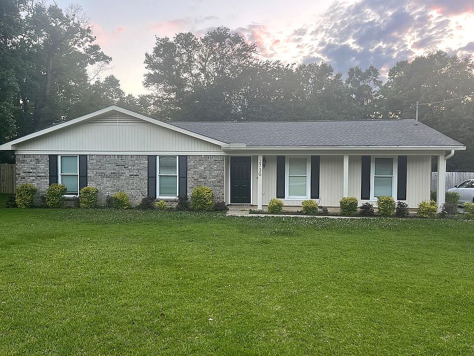 2nd image of 2730 Meadowview Dr