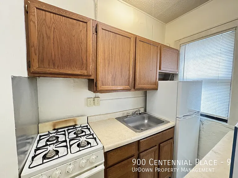 900 Centennial Pl #9 — Photo 12