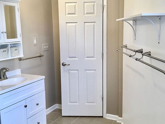 34A55E43-DF11-4BCA-99B9-B6F3B3152BB4