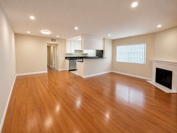 5th image of 625 E Palm Ave #104