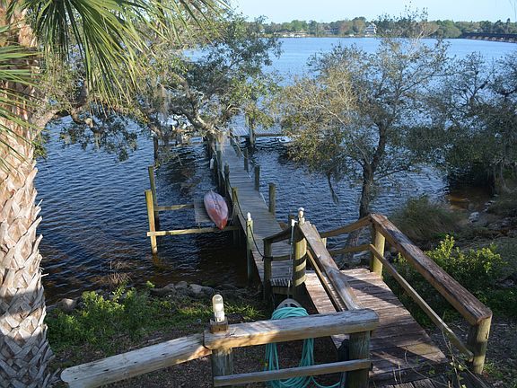 4th image of 9912 Riverview Dr