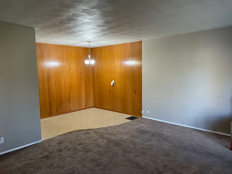 3421 N Indiana Ave #3421 — Photo 2