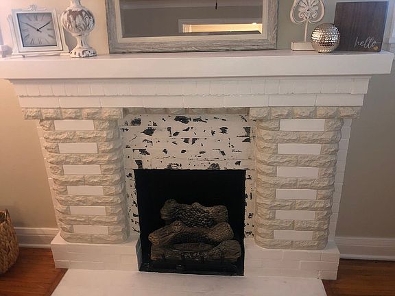 Beautiful original mantle