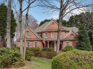 7 Elm Grove Ct, Greensboro, NC 27405