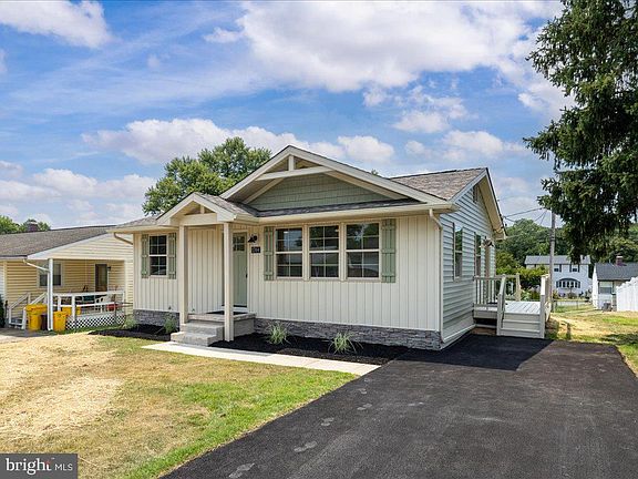 5th image of 1704 Leisure Ln