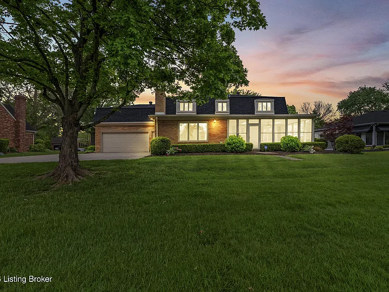 8506 Cheltenham Cir — Photo 1