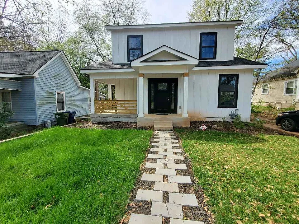 1449 Athens Ave SW