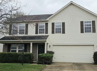 3044 Rolling Hill Dr, Columbus, IN 47201