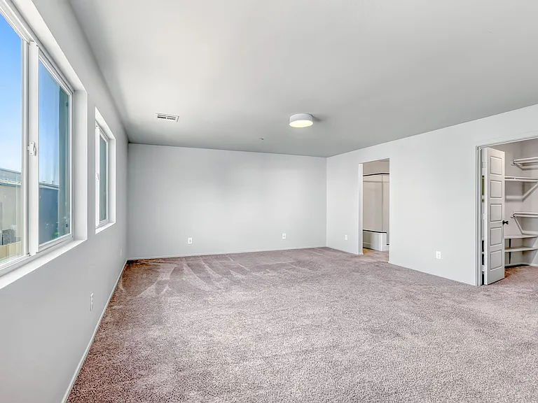 7476 Onyx Star St — Photo 15