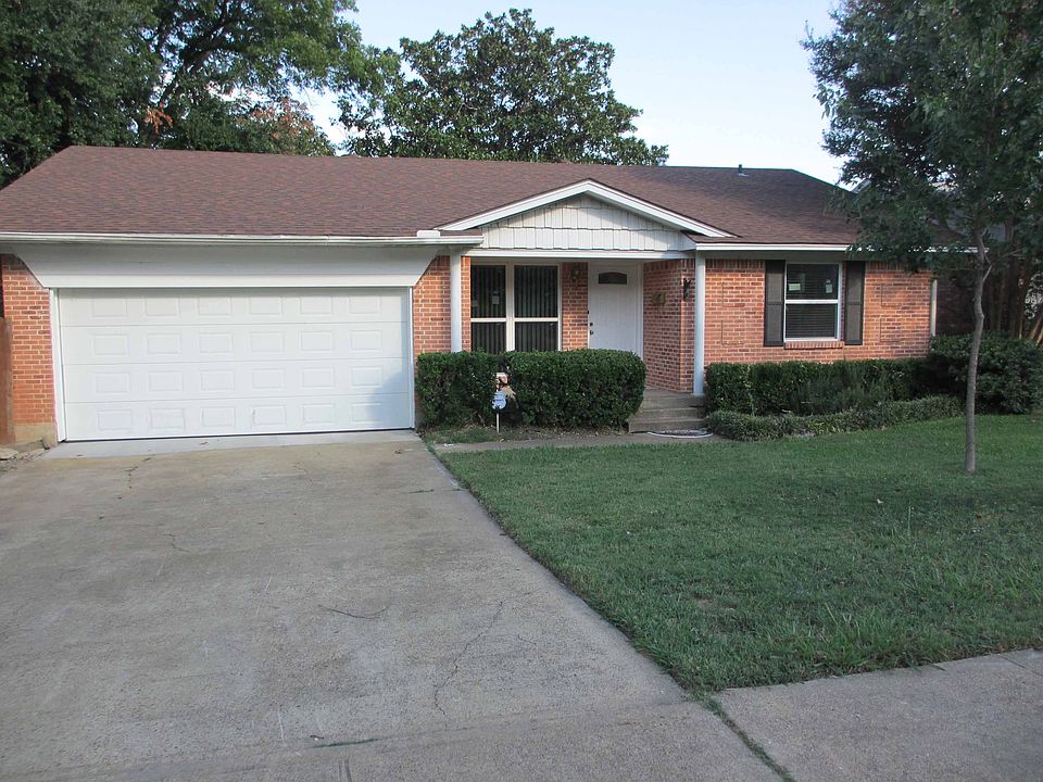 1st image of 9162 Clearwater Dr