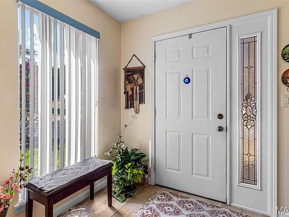 2nd image of 308 W Green Tree Ln