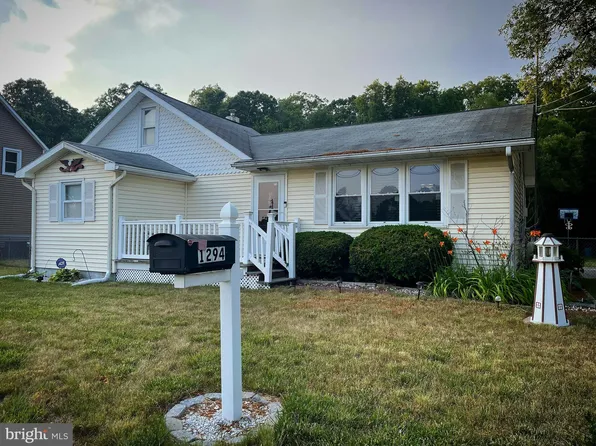 1294 Landis Ave, Pittsgrove, NJ 08318