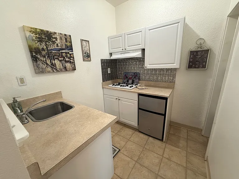 190 Lubeck Rd #11 — Photo 6