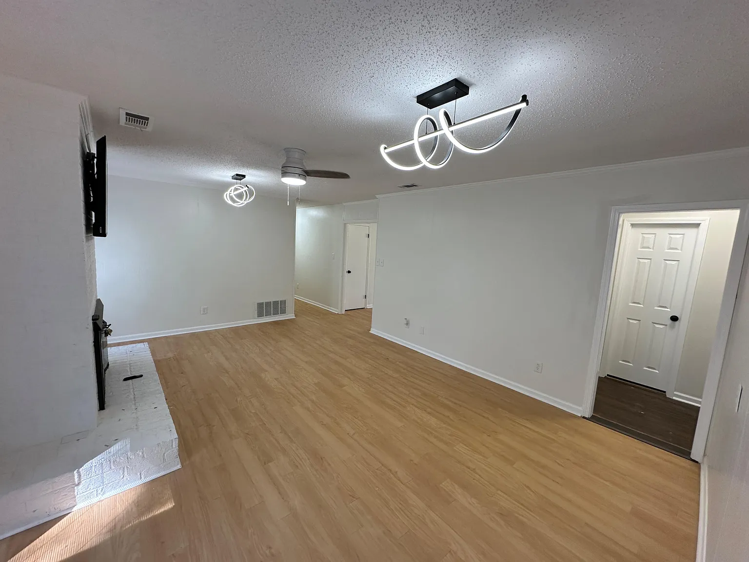 4 bed, 3.0 bath, 1750 sqft, $706 — Photo 4