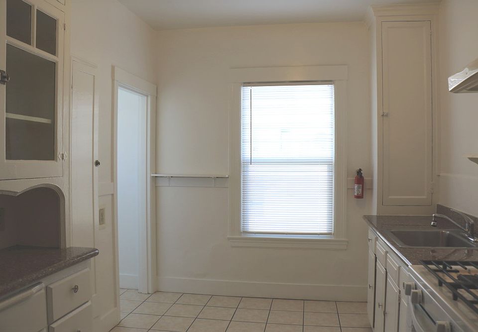 1st image of 2600 Bryant St APT 1
