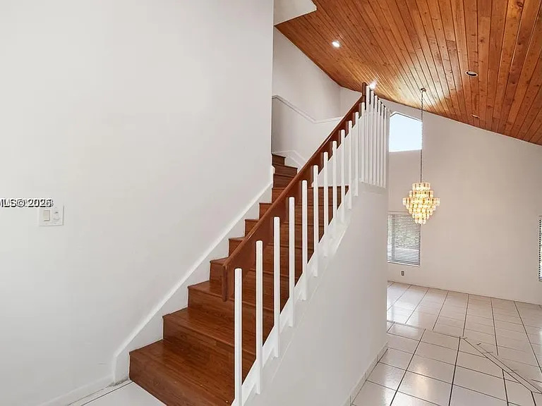14251 SW 107th Ter — Photo 4