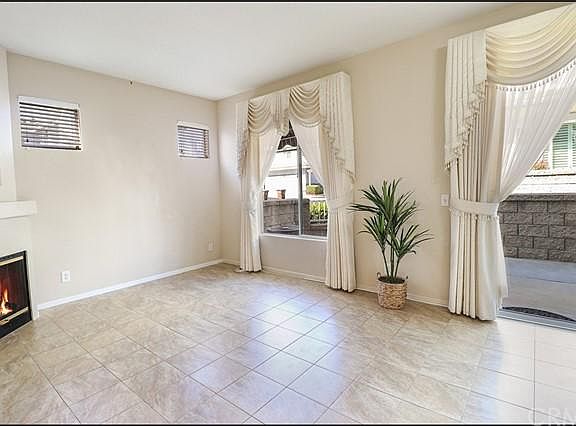 3rd image of 56 Carlsbad Ln