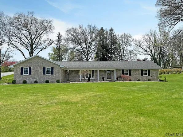 1280 Laurelview Dr, Johnstown, PA 15905