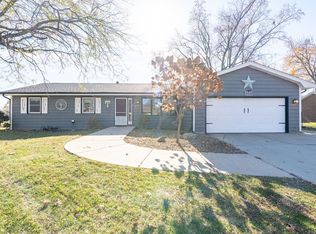 2907 Pheasant Run, Bloomington, IL 61704