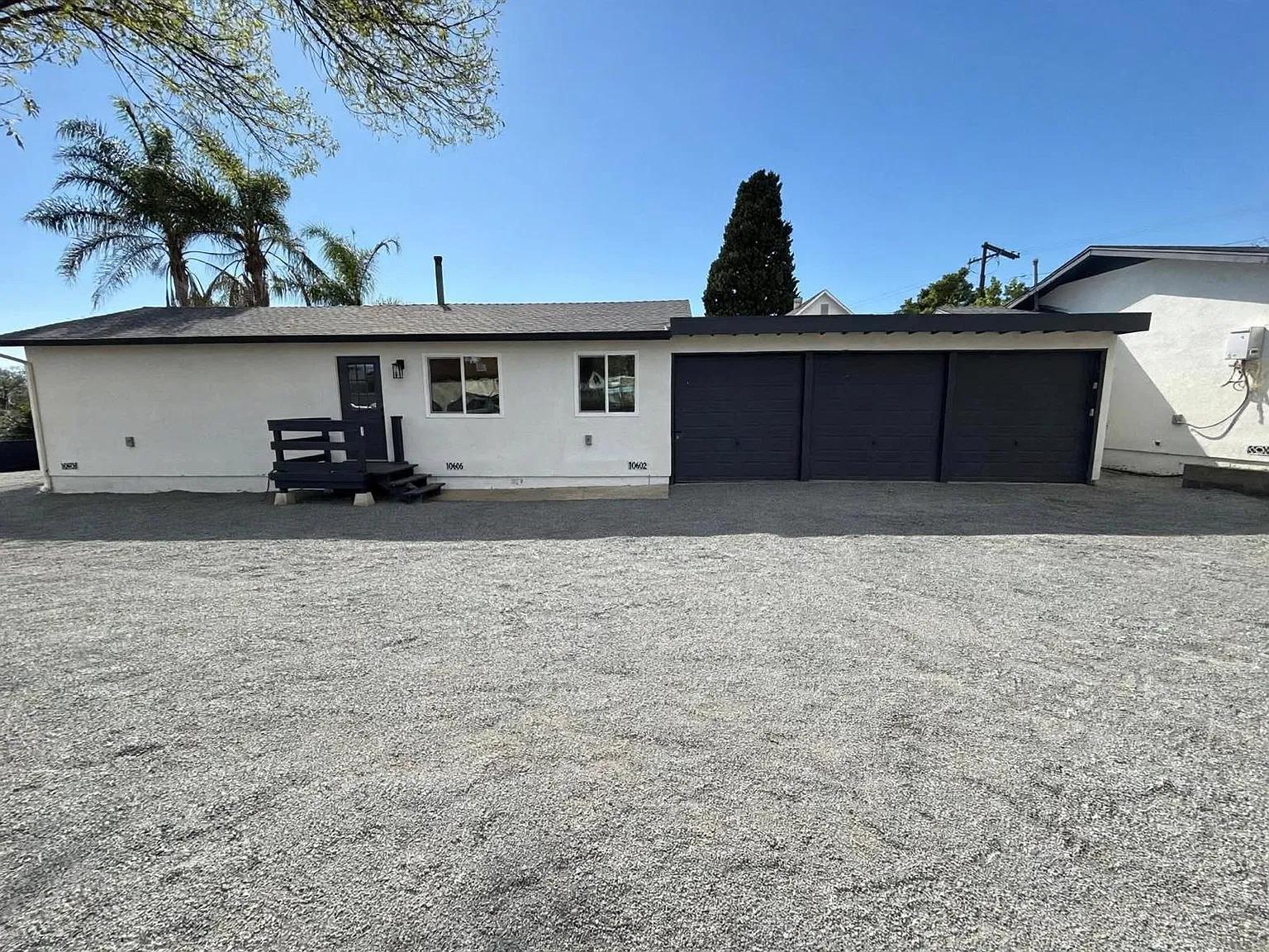 8271 Golden Ave — Photo 4