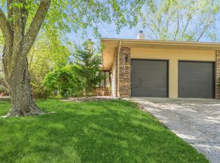 5200 Twana Dr, Des Moines, IA 50310