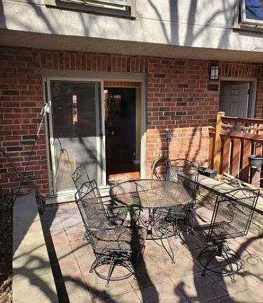 3rd image of 556 W Armitage Ave Unit 556
