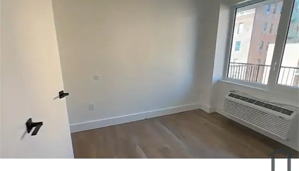 354 E 194th St #4F — Photo 2