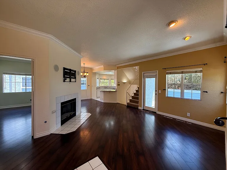 9910 Scripps Vista Way #5 — Photo 4